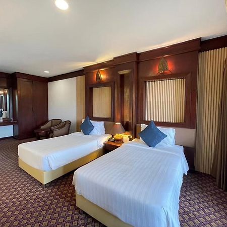 Gassan Legacy Golf Club Hotel Lamphun Eksteriør billede