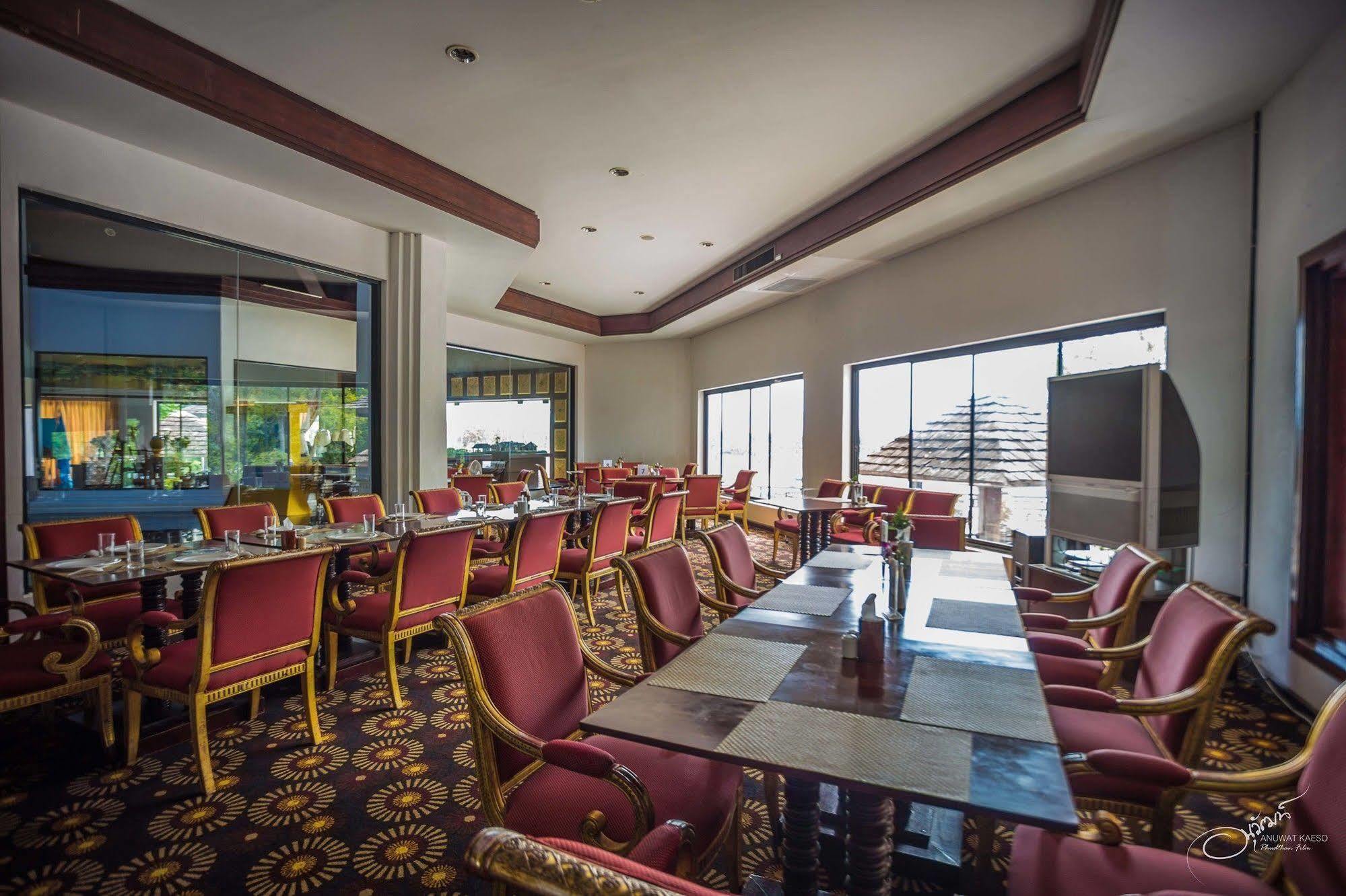 Gassan Legacy Golf Club Hotel Lamphun Eksteriør billede