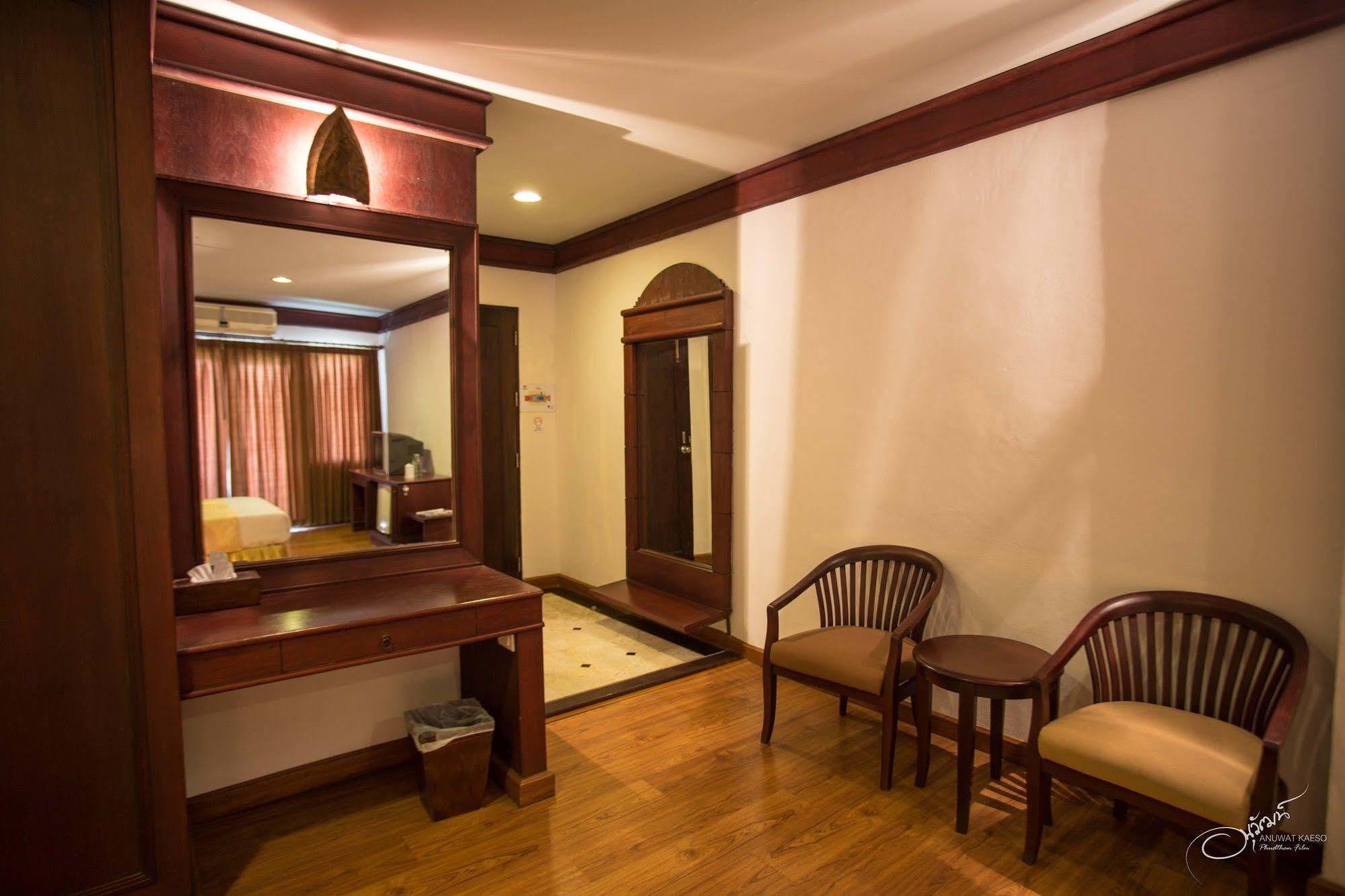 Gassan Legacy Golf Club Hotel Lamphun Eksteriør billede